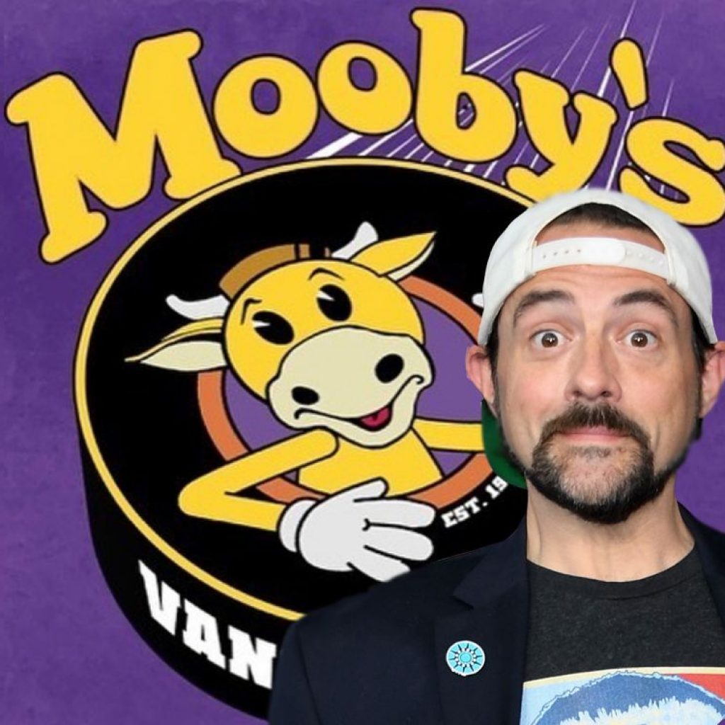 Director Kevin Smith opening Mooby's pop-up restaurant in Vancouver