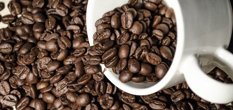Drinking coffee before afternoon exercise burns more fat, study says