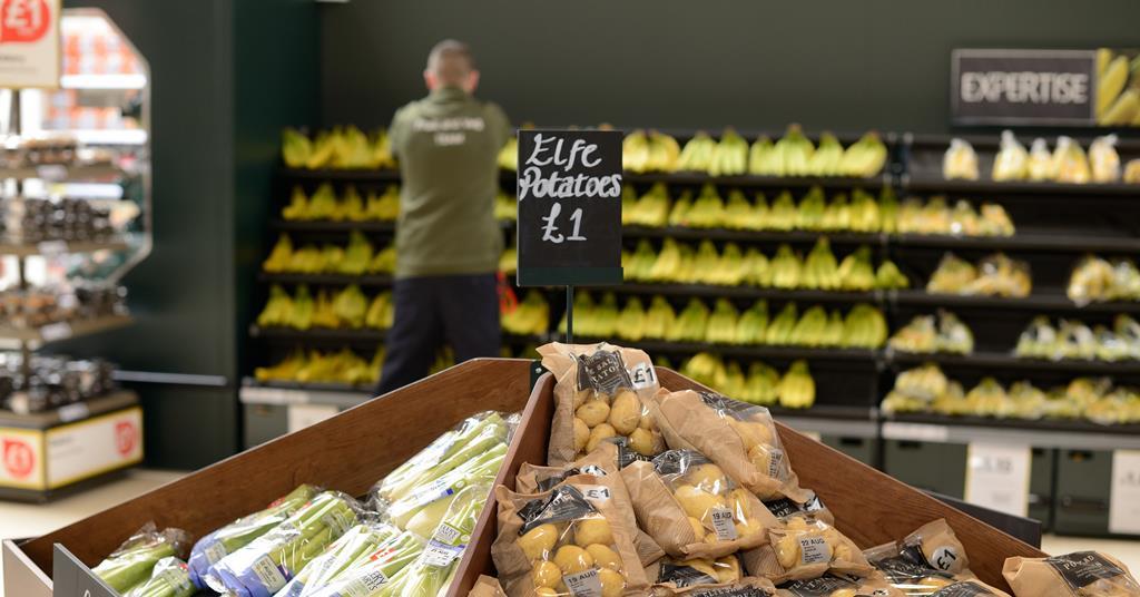 Dimbleby’s fruit & veg plan risks 600,000 tonnes of extra food waste, claims Wrap | News