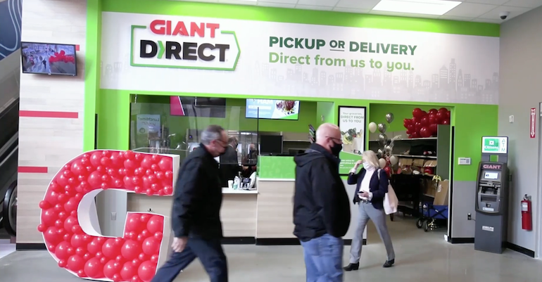 Giant Direct-service counter-Riferwalk store.png