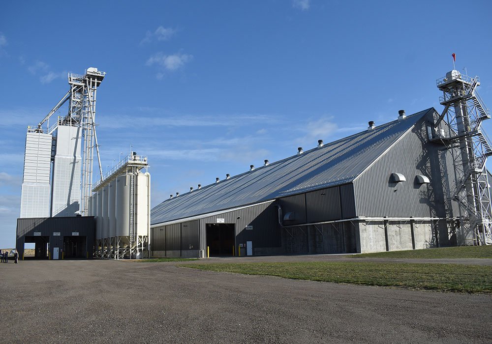 Federated Cooperatives fertilizer expansions, like this new facility that opened in 2020 near Grassy Lake, Alta., helped the co-op deliver record sales in 2021.  