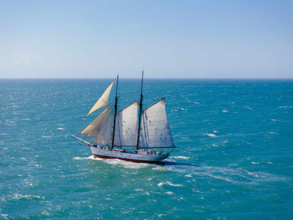 Café William's cargo sailboat making its way to North America