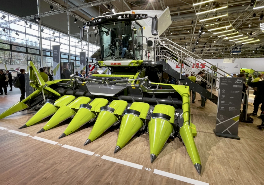 Claas won an award at Agritechnica for its concept around boosting combine power with a hybrid electric engine for use when power demand is highest.