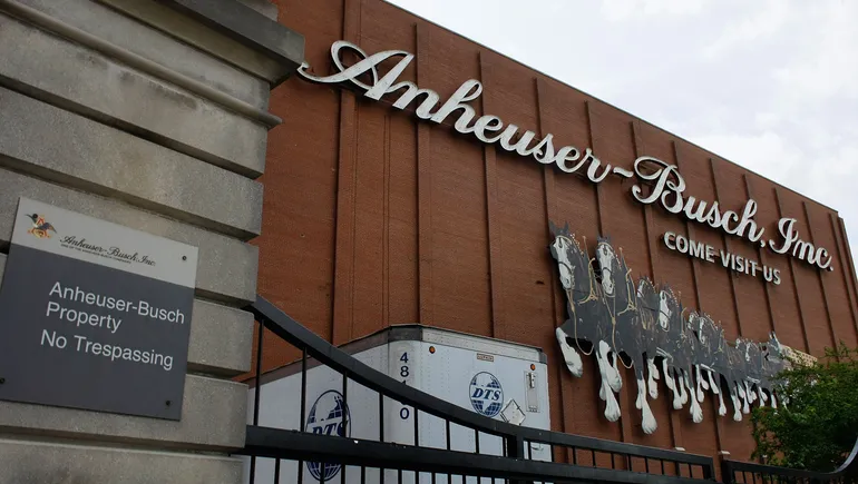 Anheuser-Busch avoids strike by reaching deal with union