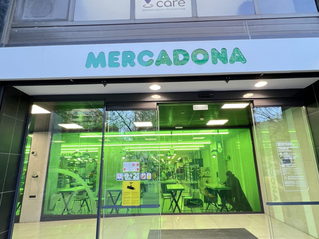 Shop Walk: Mercadona in Barcelona, Spain