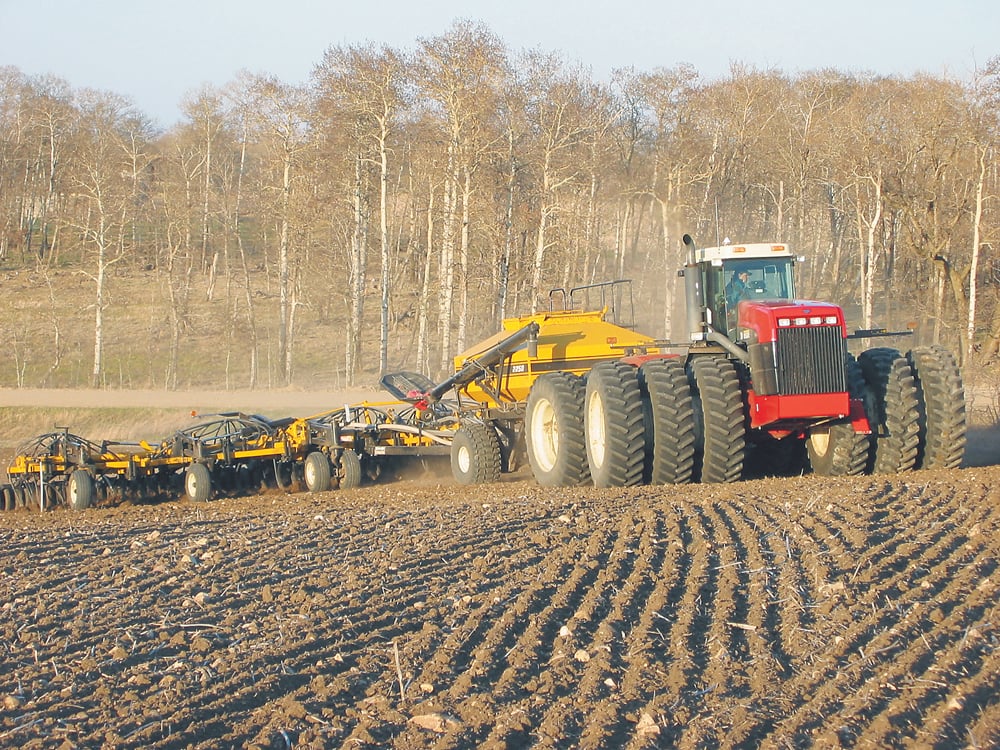 Manitoba crop report: Seeding speeds up to normal pace