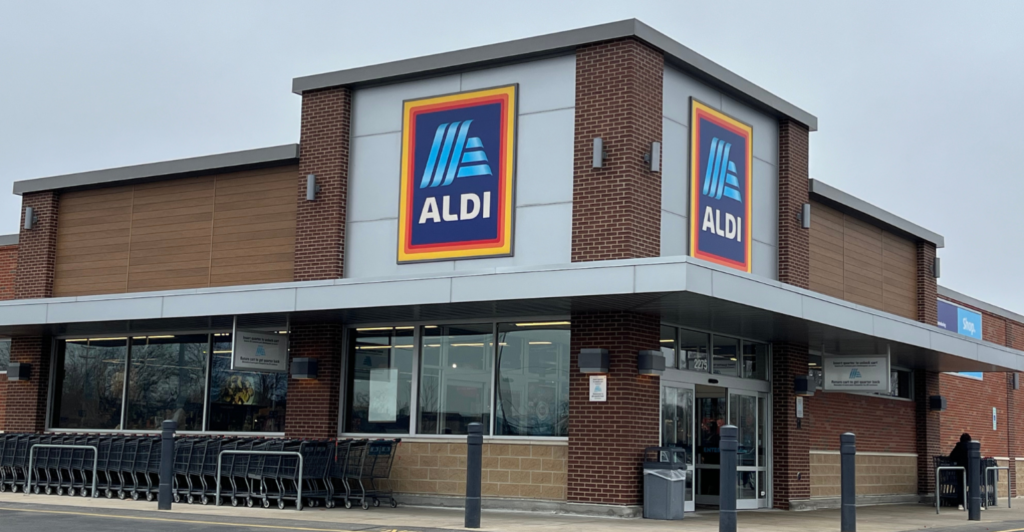 Aldi Exterior (1).png