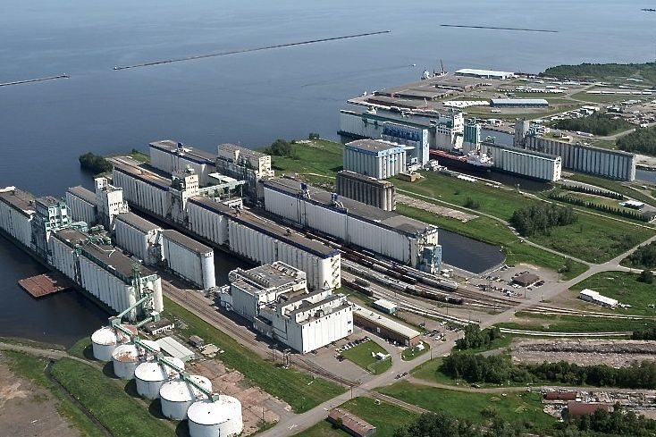 Strong Thunder Bay grain movement through May