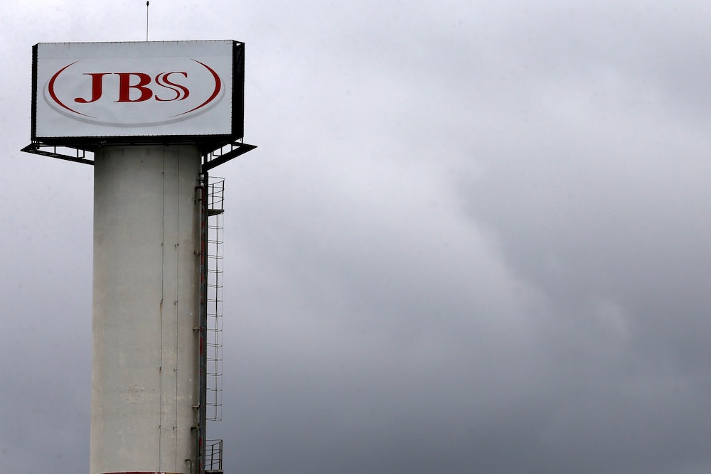 JBS supplies tallow, lard for sustainable aviation fuel