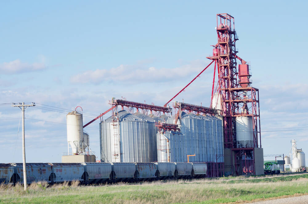 Canada labor board orders end to railway work stoppage