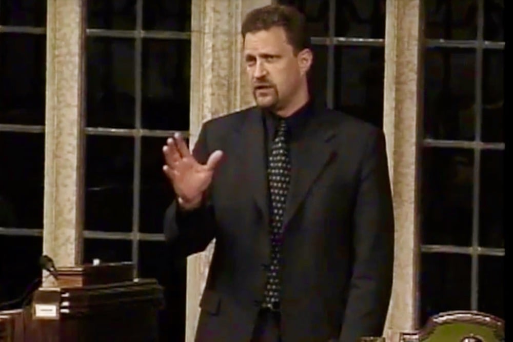 Chuck Strahl, shown here speaking in the House of Commons in 2002, died Aug. 13 at age 67. Photo: CPAC video screengrab
