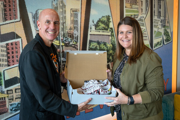 Ellen Thompson was officially anointed by Tim LeBel, the U.S. Chief Halloween Officer as Minister of Trick-or-Treat this Fall. The ceremonial moment was commemorated with a pair of custom-designed, Halloween-themed sneakers, which Ellen will sport as she heads out to make Halloween even more special for Canadians. (CNW Group/Mars, Incorporated)