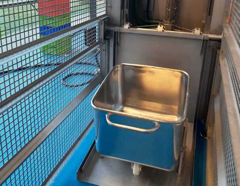 Teknomek automatic tote bin washer reduces manual handling