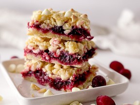 white chocolate cranberry bars