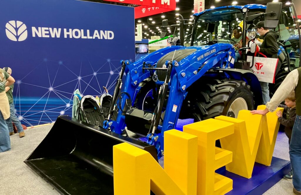 John Deere offers upgrades for planters, New Holland rolls out latest PowerStar tractor at National Farm Machinery Show