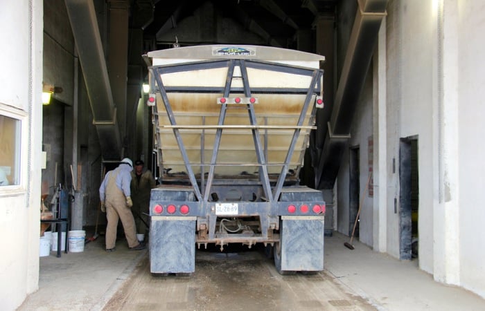 Higher deliveries in most grains; Canola drops back March to March