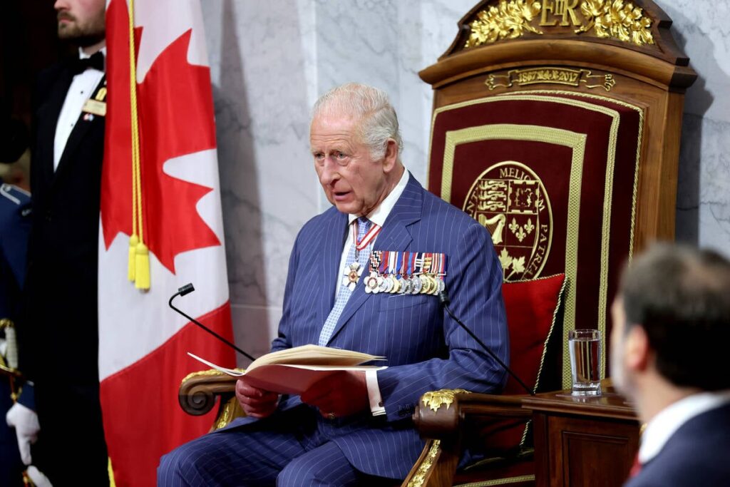 Throne speech promises removal of trade, economic barriers, cuts to TFWs
