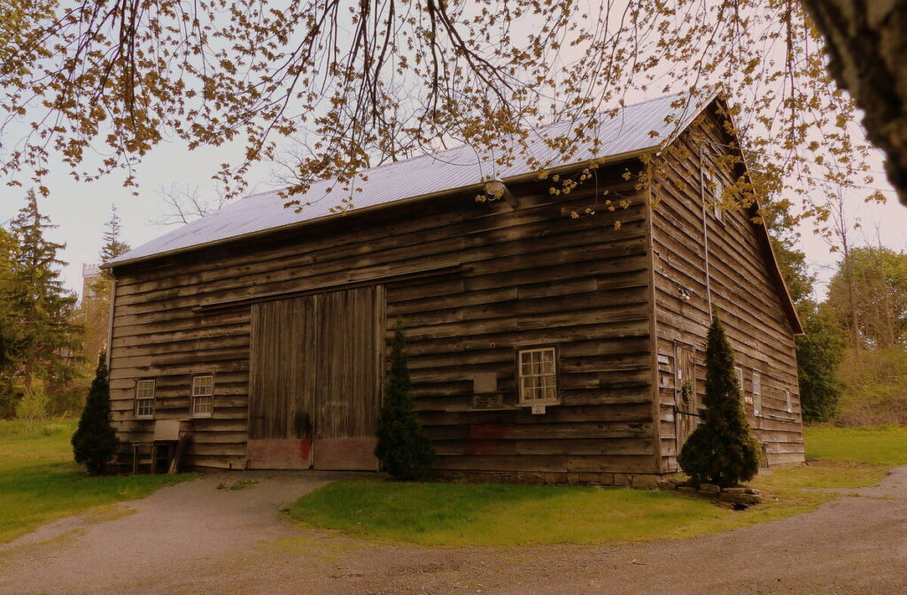 In the late 1800s there were more than 500,000 barns and stables built across Ontario