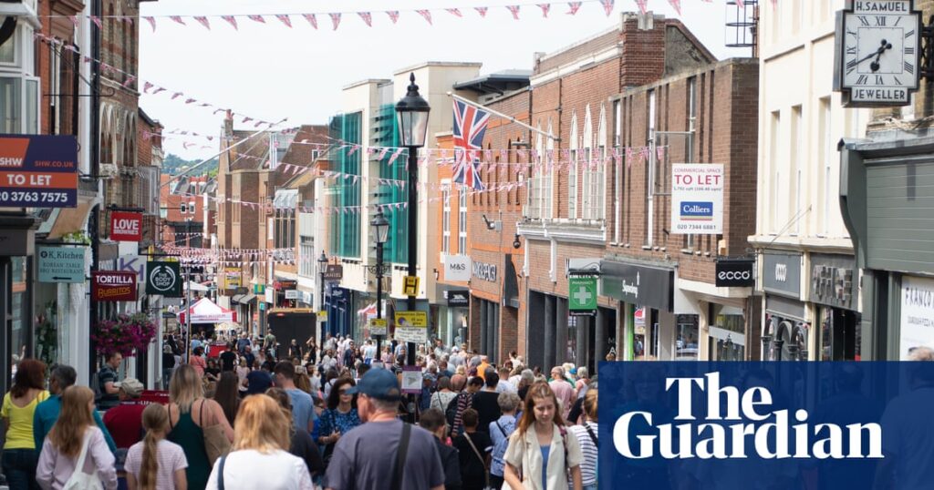 Retail sales rise in Great Britain as warm weather boosts clothing purchases | Retail industry