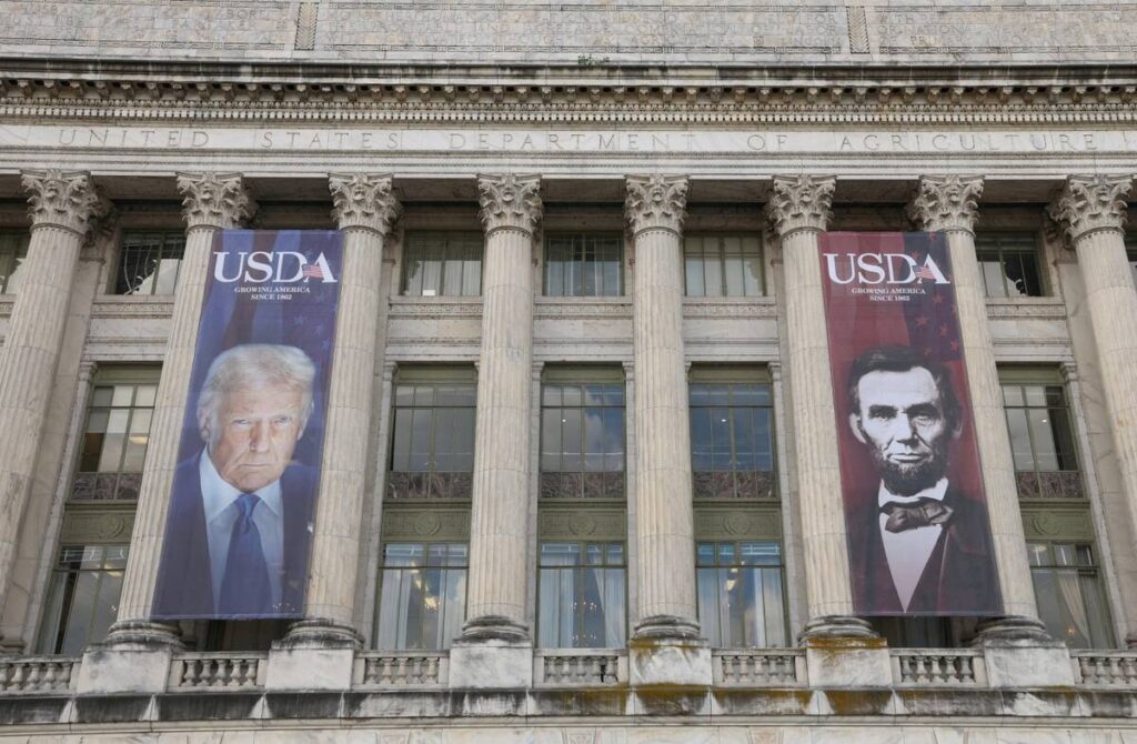 Farmers, traders ‘flying blind’ as U.S. shutdown blocks key crop data