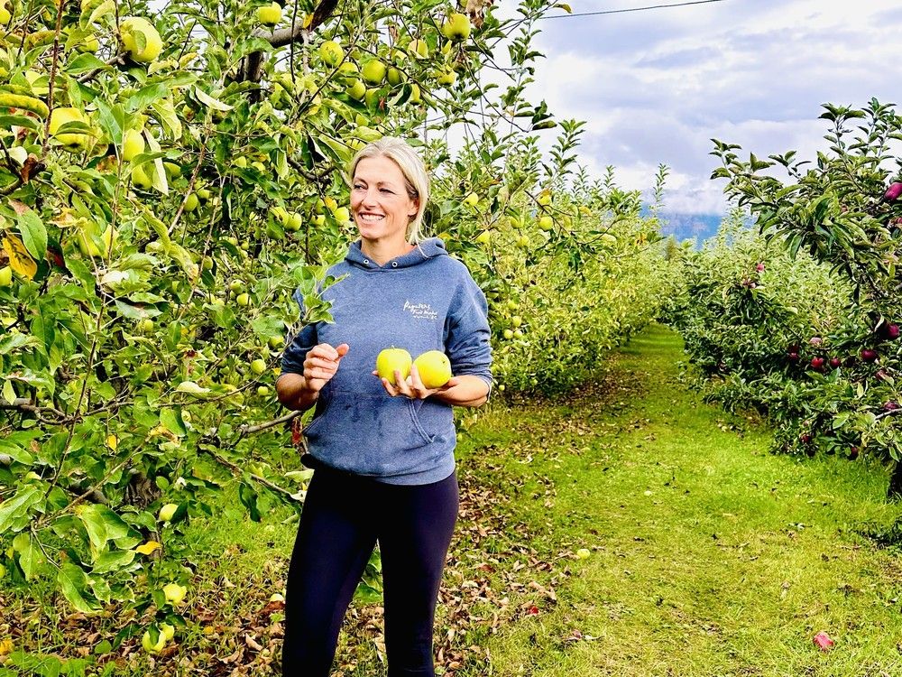 Jennay Oliver at Paynter's fruit market, Kelowna 