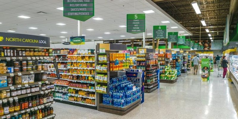 Minimalist Grocery Design Resonates with Price‑Conscious Shoppers