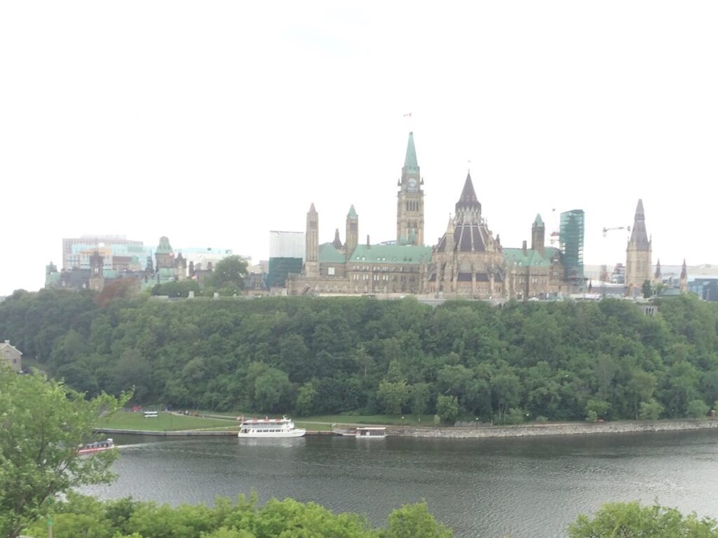 Forty-one per cent of Agriculture Canada jobs are in Ottawa