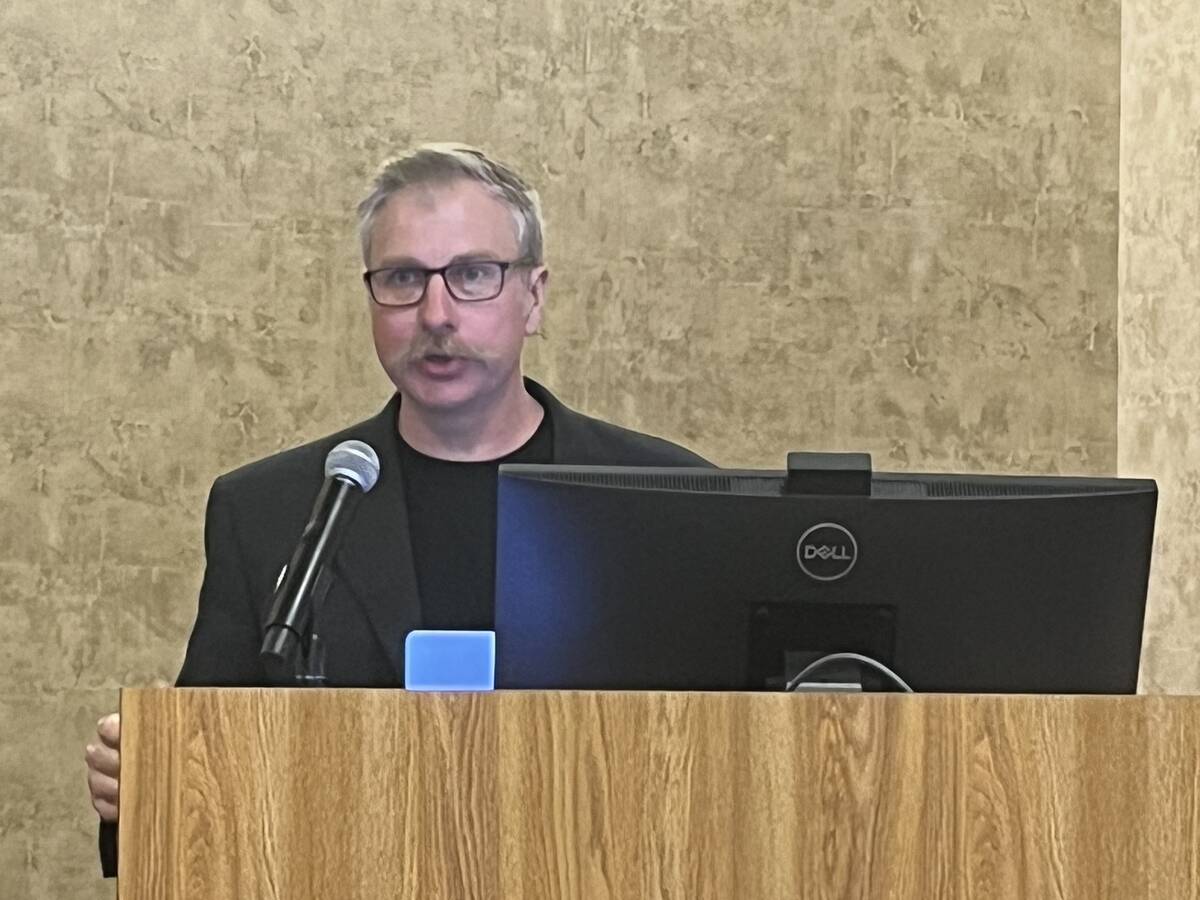 Dr. Rob Gruninger with Agriculture and Agri-food Canada offers some new perspectives on liver abscess occurrences in cattle, during an Alberta Beef Producers research showcase for feedlots, at the University of Lethbridge.