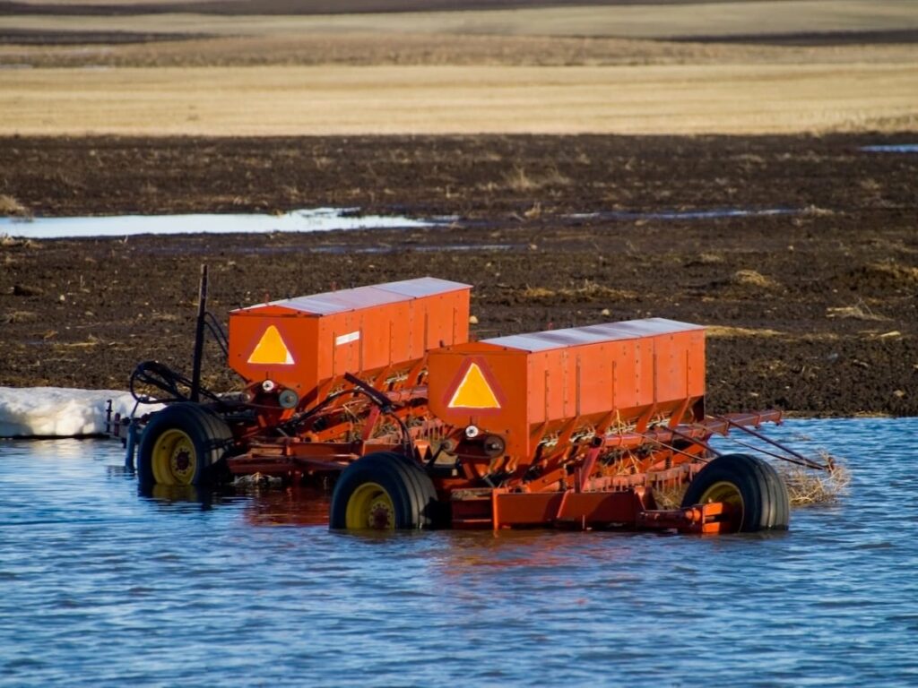 Saskatchewan seeding underway, but flooding causes delays