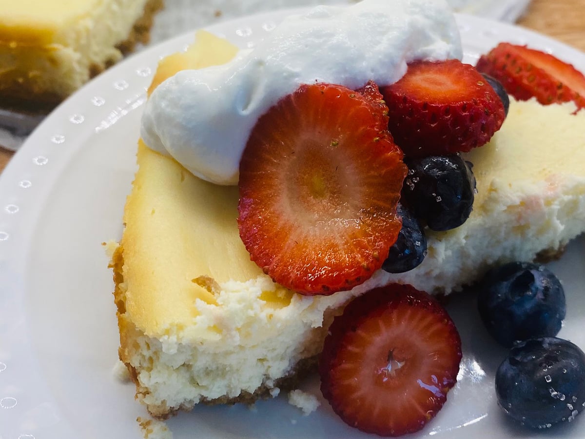 Skip dessert? I don’t think so, especially as the fresh fruit season is upon us. A cheesecake makes a great base for an array of toppings. Photo: Jodie Mirosovsky